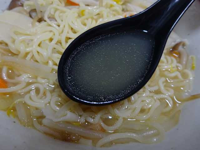 エースコックのワンタンメン