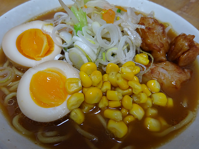 本生ラーメン味噌味