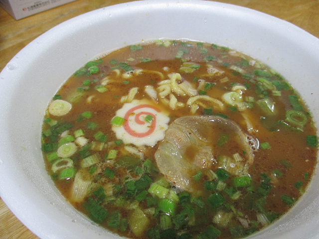 明星セブンプレミアム地域の名店中華蕎麦とみ田