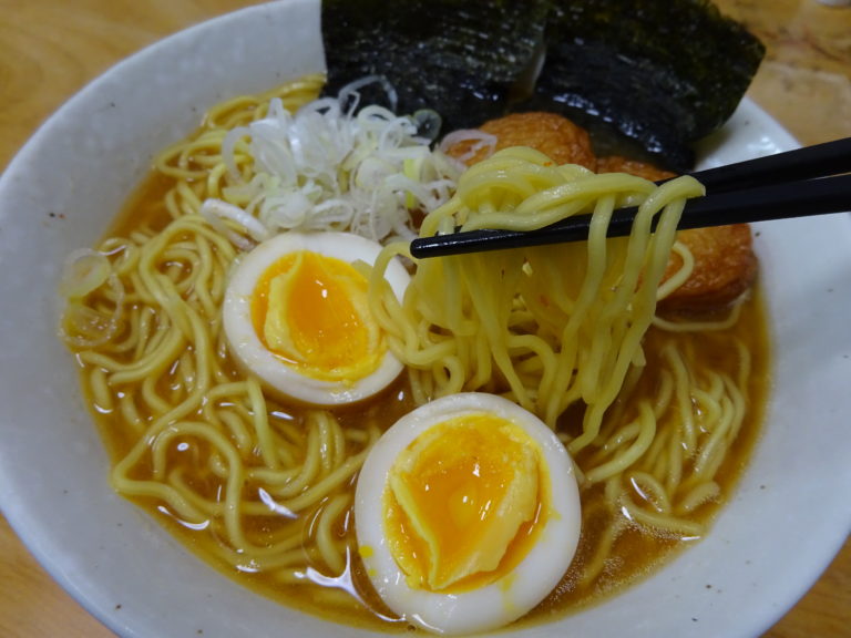 みそラーメンの旭川よし乃本店（藤原製麺）