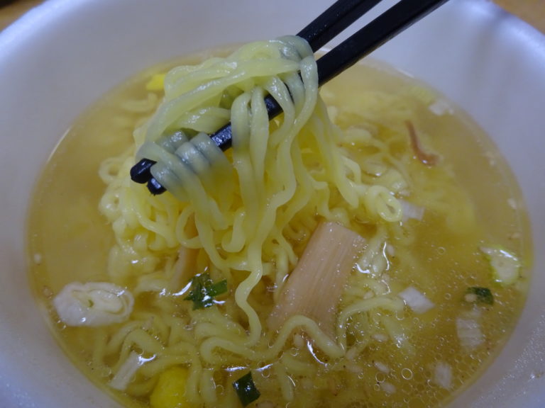 鶏だし塩ラーメン